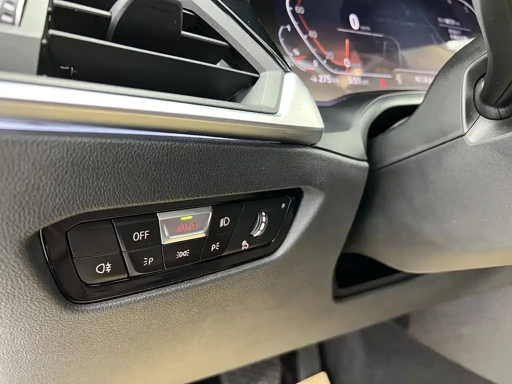 BMW BMW 3 Series 2021 Facelift 320Li M Sport Package 2021 - thumbnail 4