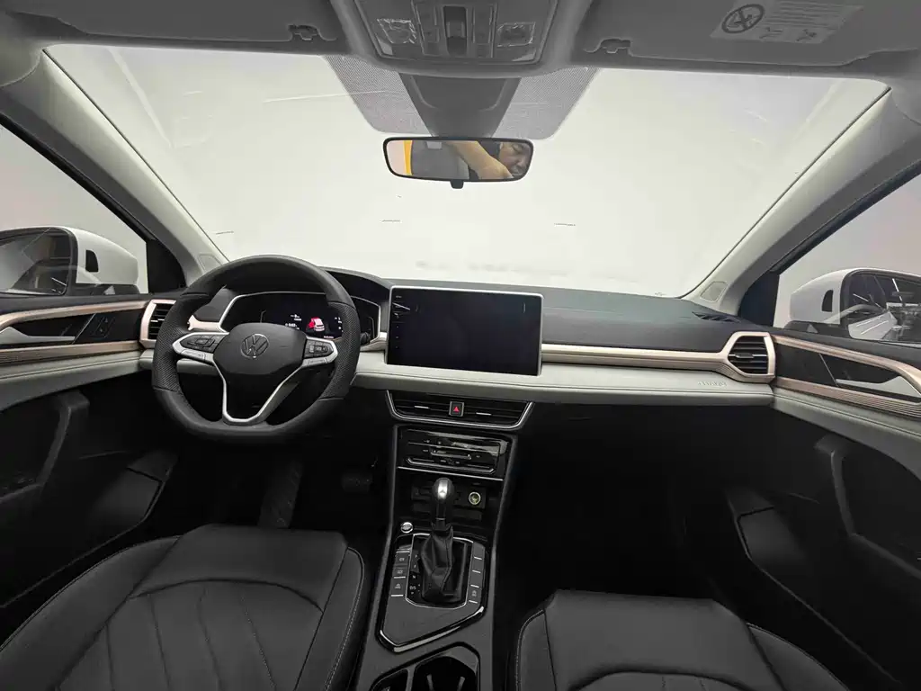 Volkswagen Volkswagen Tharu 2024 300TSI FWD Full Moon Edition 2024 - thumbnail 13