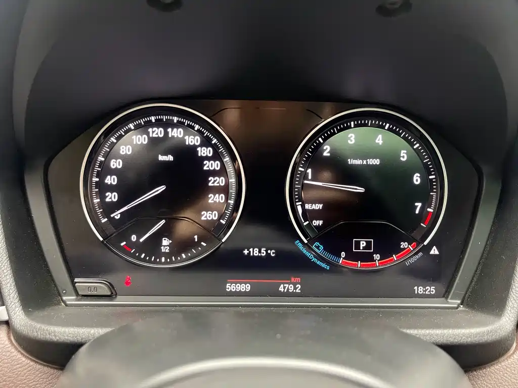 BMW BMW X1 2021 sDrive25Li Leading Edition 2021 - thumbnail 4