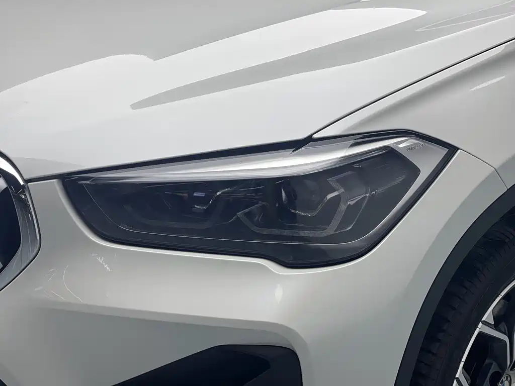 BMW BMW X1 2021 sDrive25Li Leading Edition 2021 - thumbnail 5