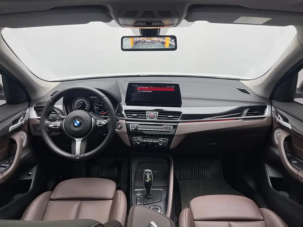BMW BMW X1 2021 sDrive25Li Leading Edition 2021 - thumbnail 9