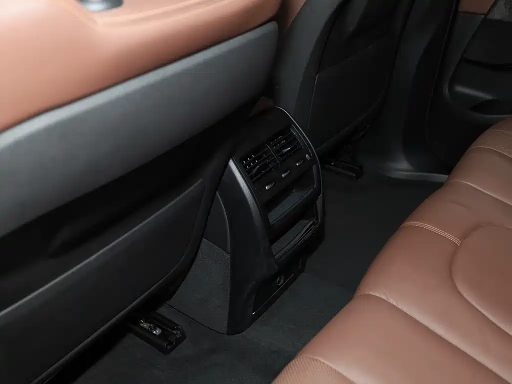 BMW BMW X5 2019 xDrive40i M Sport Package 2020 - thumbnail 27
