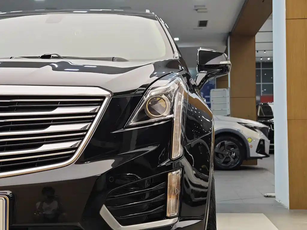 Cadillac Cadillac XT5 2018 25T Luxury Edition 2018 - thumbnail 2