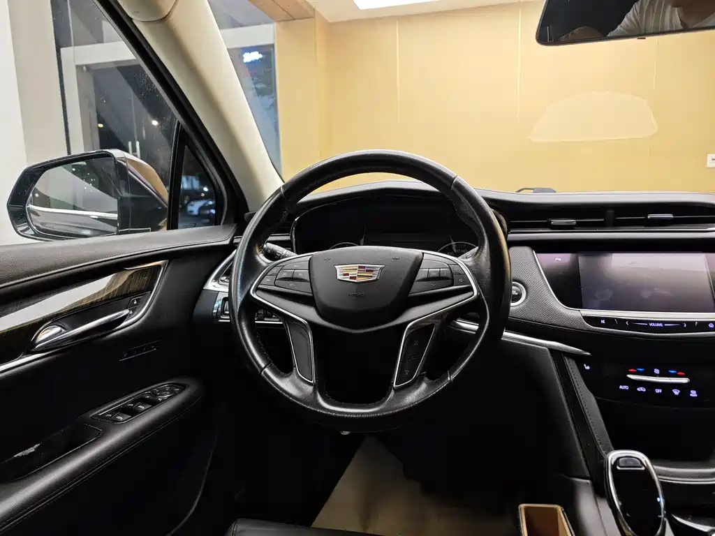Cadillac Cadillac XT5 2018 25T Luxury Edition 2018 - thumbnail 16