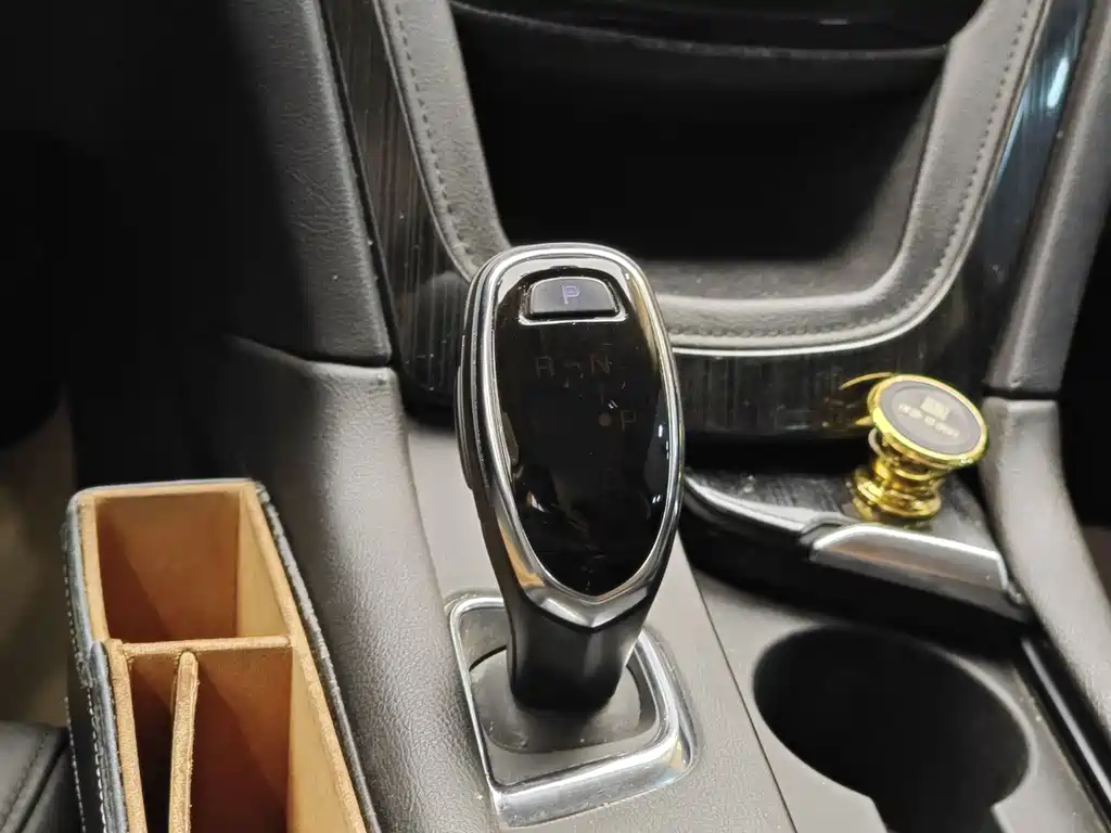 Cadillac Cadillac XT5 2018 25T Luxury Edition 2018 - thumbnail 19