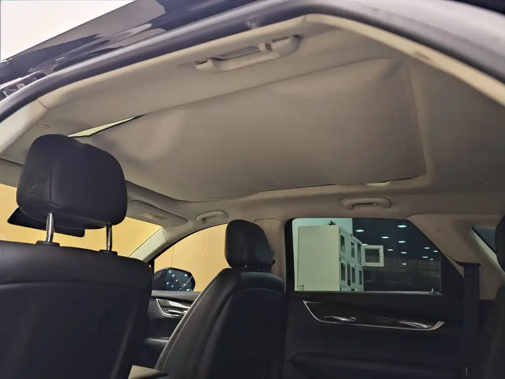 Cadillac Cadillac XT5 2018 25T Luxury Edition 2018 - thumbnail 26