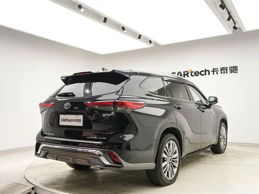 Toyota Highlander 2022 Hybrid 2.5L AWD Premium 7-Seater 2021 - thumbnail 5