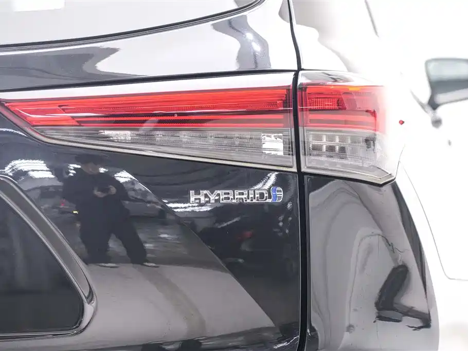 Toyota Highlander 2022 Hybrid 2.5L AWD Premium 7-Seater 2021 - thumbnail 10
