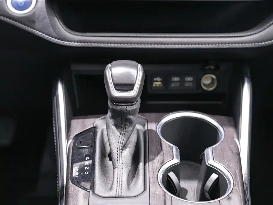 Toyota Highlander 2022 Hybrid 2.5L AWD Premium 7-Seater 2021 - thumbnail 22