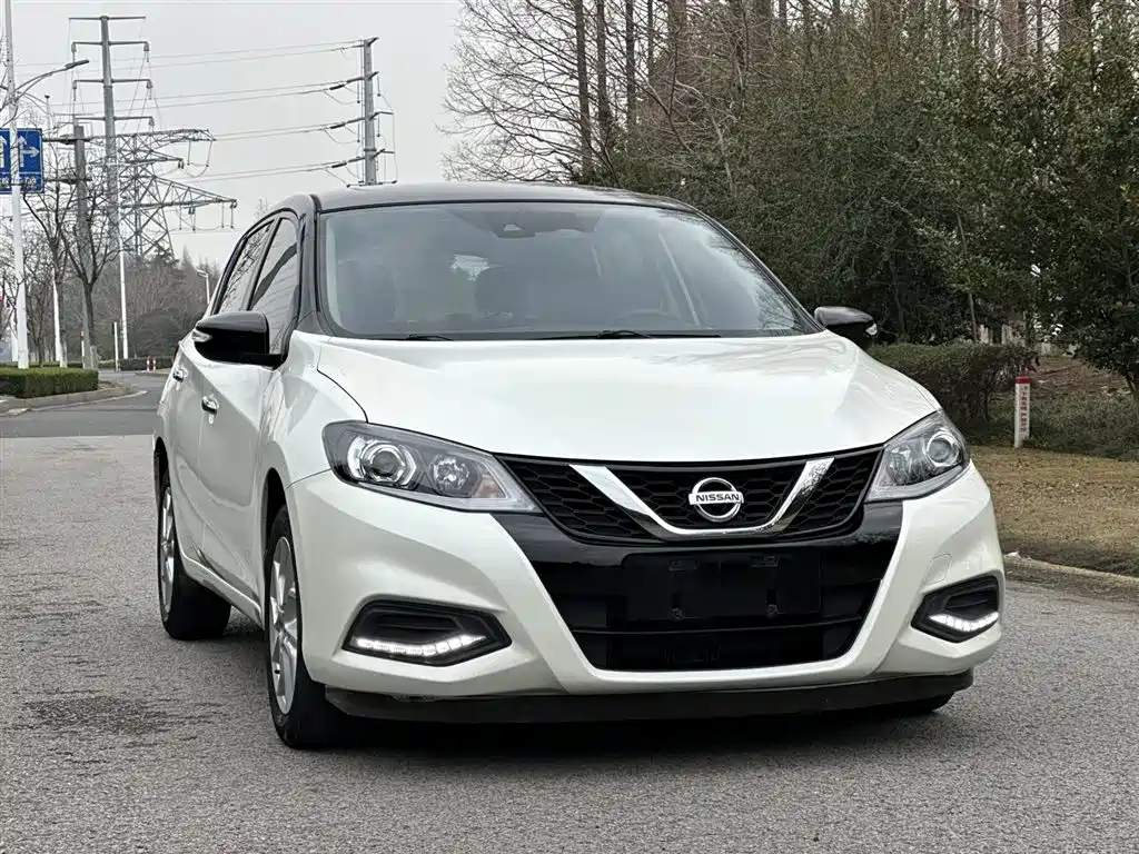 Nissan Nissan Tiida 2021 1.6L CVT Smart Edition 2021 - thumbnail 2