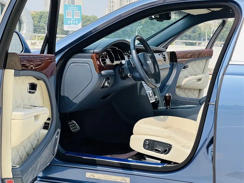 Bentley Bentley Mulsanne 2012 6.8T Diamond Jubilee 2013 - thumbnail 5