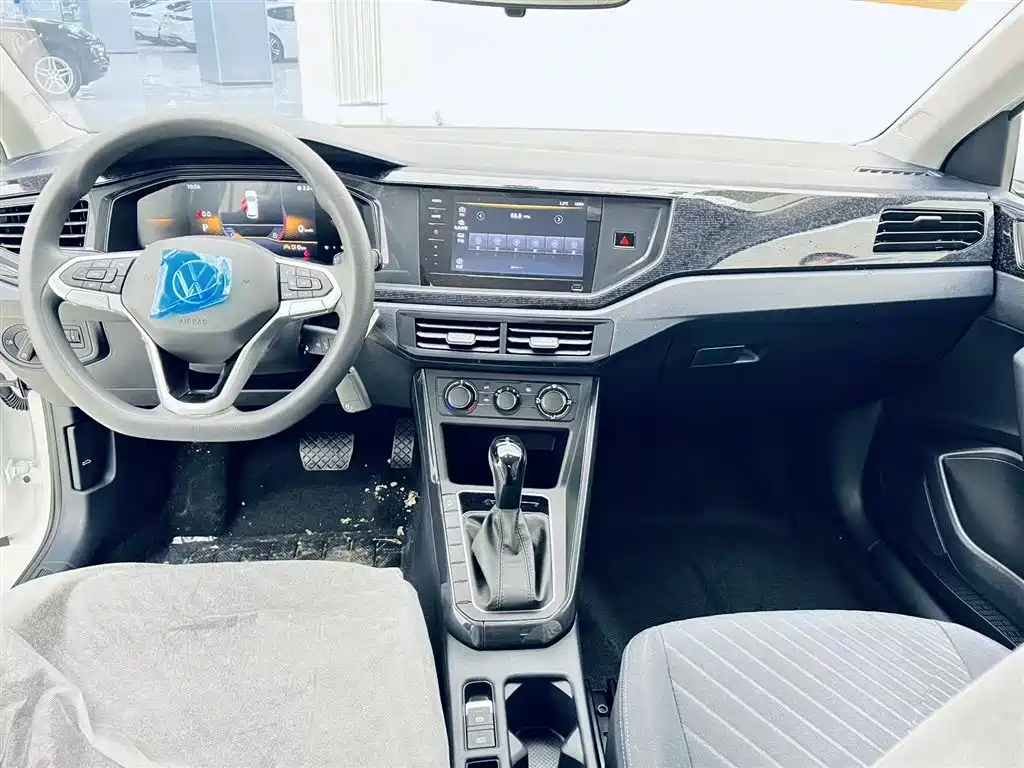 Volkswagen Lavida 2026 New Edge 1.5L Outstanding Xinyi Edition 2026 - thumbnail 10