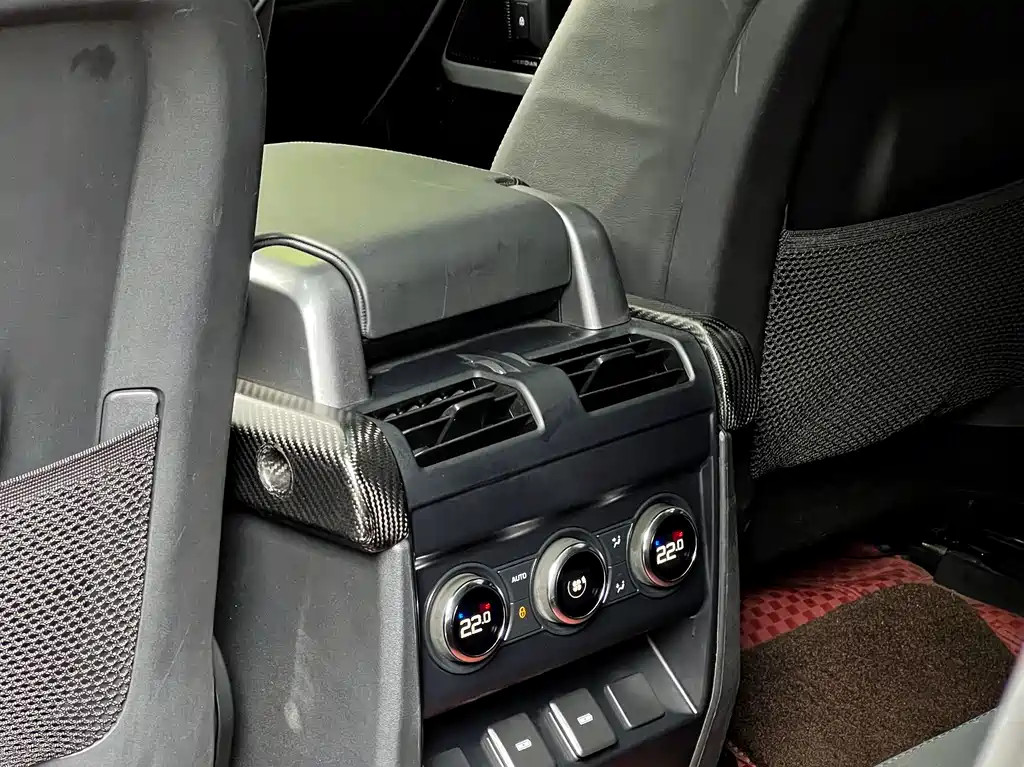Land Rover Land Rover Defender 2024 110 3.0T P400 XS 2024 - thumbnail 21