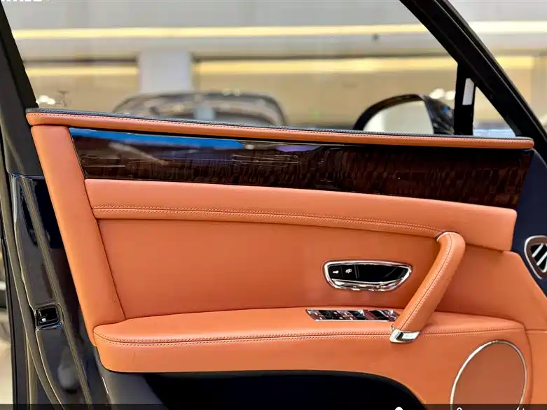 Bentley Bentley Flying Spur 2017 4.0T V8 Standard Edition 2019 - thumbnail 12