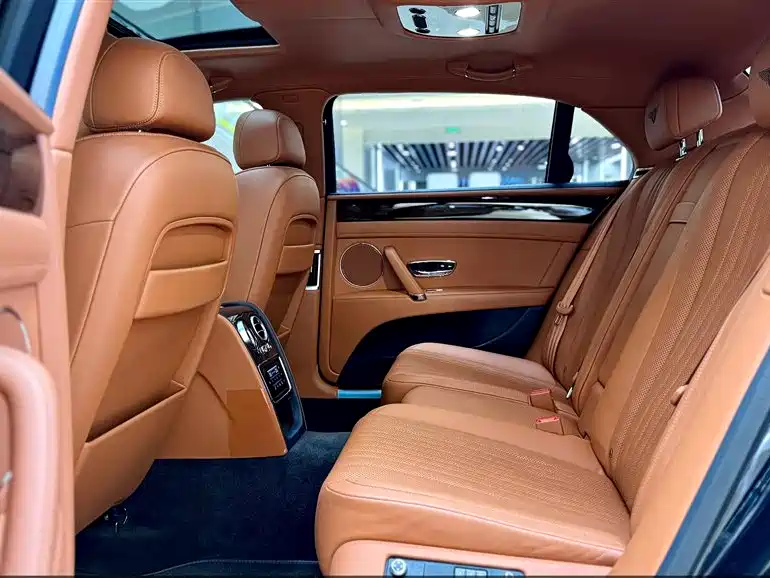 Bentley Bentley Flying Spur 2017 4.0T V8 Standard Edition 2019 - thumbnail 13