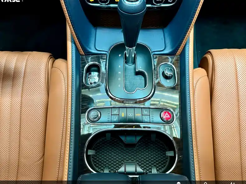 Bentley Bentley Flying Spur 2017 4.0T V8 Standard Edition 2019 - thumbnail 14