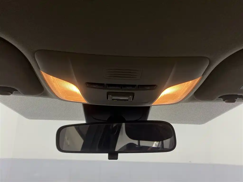 Toyota Corolla 2022 TNGA 1.5L CVT Pioneer Edition 2023 - thumbnail 24
