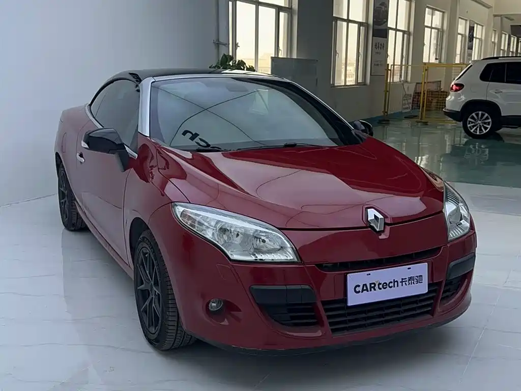 Renault Renault Megane 2011 CC 2.0 Fashion Navigation Edition 2013 - thumbnail 2
