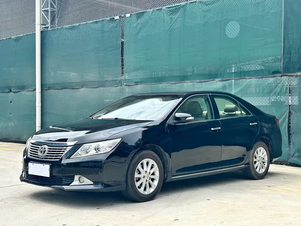 Toyota Camry 2012 2.0G Luxury Edition 2013