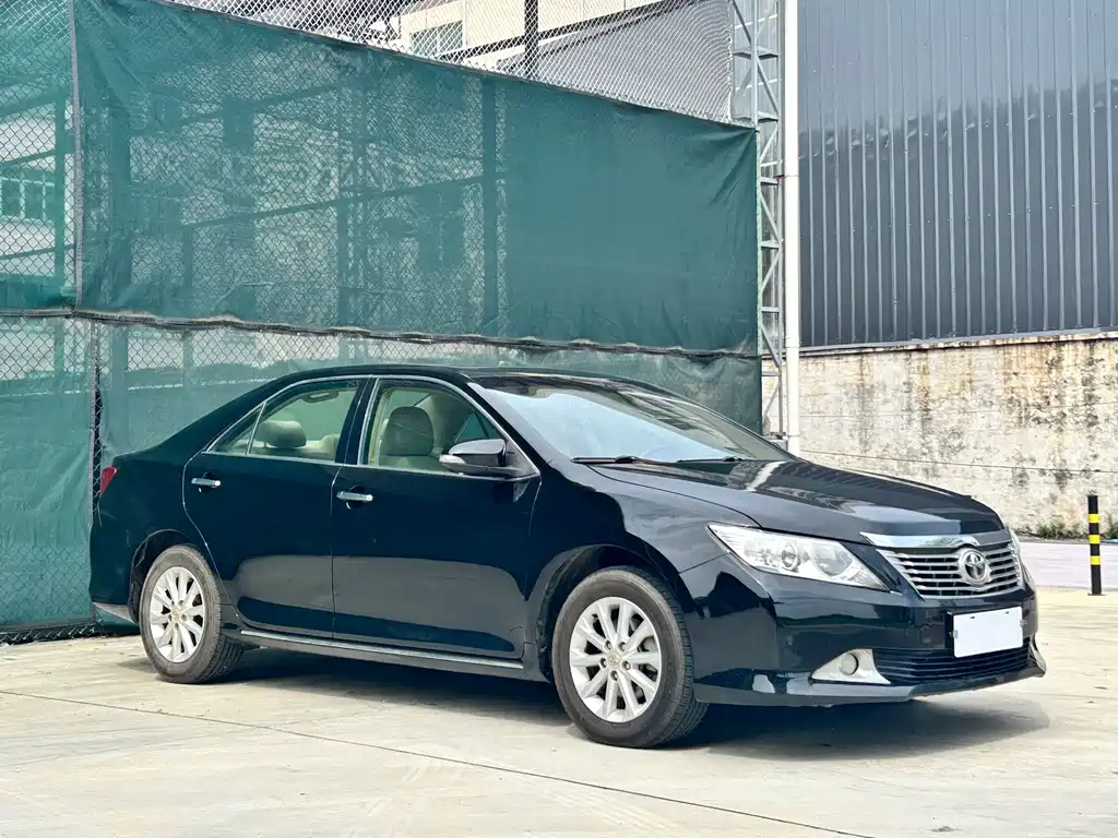 Toyota Camry 2012 2.0G Luxury Edition 2013 - thumbnail 3