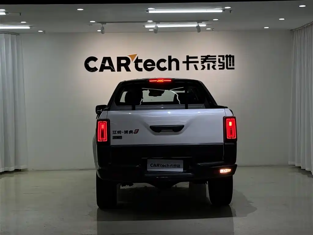 Jiangling JMC Yuhu 9 2022 2.0T Automatic Gasoline 4WD Comfort Edition 2022 - thumbnail 6