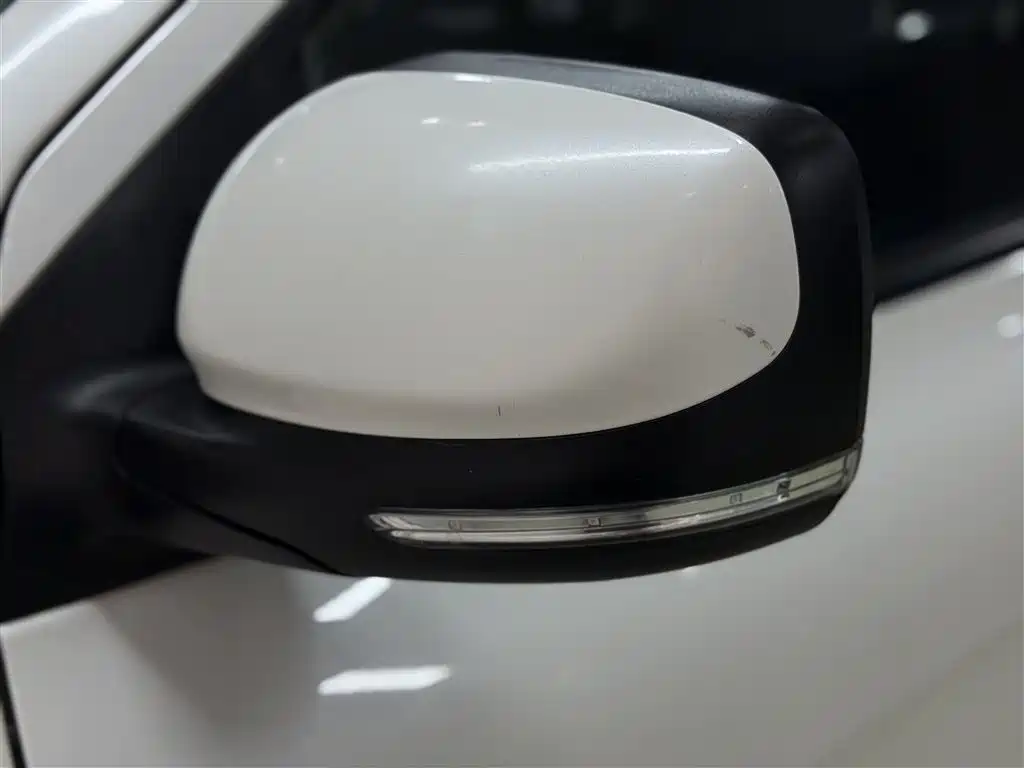 Jiangling JMC Yuhu 9 2022 2.0T Automatic Gasoline 4WD Comfort Edition 2022 - thumbnail 12