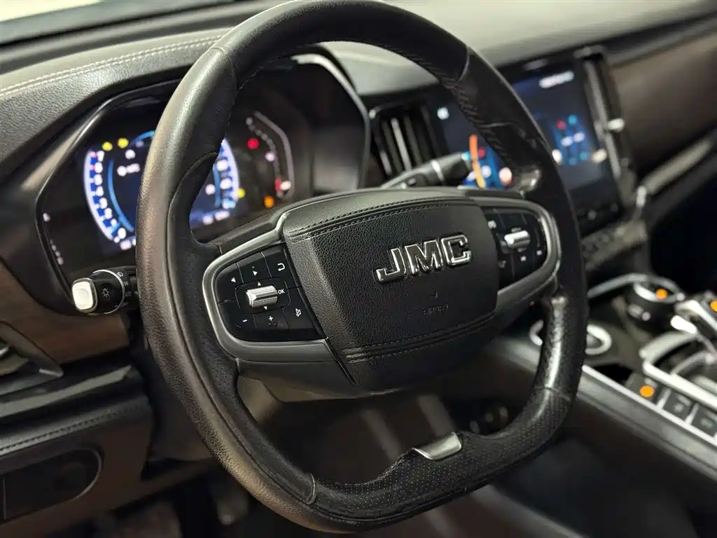 Jiangling JMC Yuhu 9 2022 2.0T Automatic Gasoline 4WD Comfort Edition 2022 - thumbnail 16