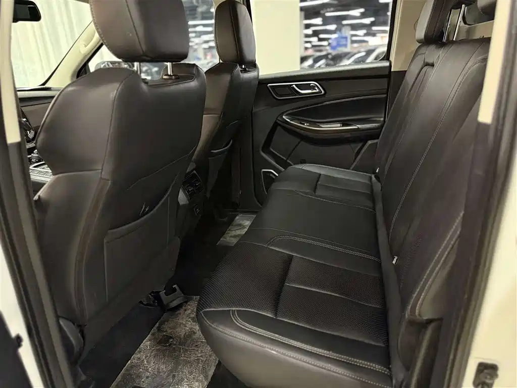 Jiangling JMC Yuhu 9 2022 2.0T Automatic Gasoline 4WD Comfort Edition 2022 - thumbnail 20