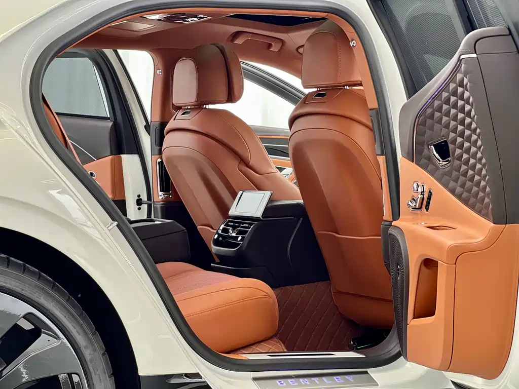 Bentley Bentley Flying Spur 2022 4.0T V8 Standard Edition 2022 - thumbnail 7