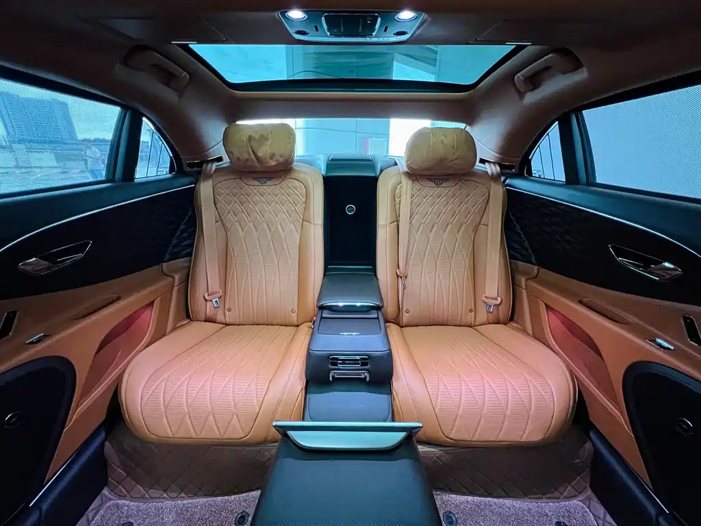 Bentley Bentley Flying Spur 2022 4.0T V8 Standard Edition 2022 - thumbnail 10