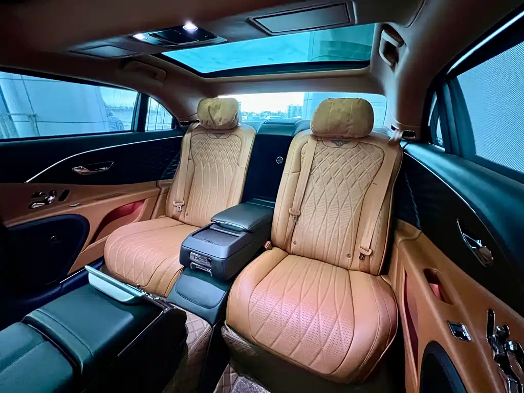 Bentley Bentley Flying Spur 2022 4.0T V8 Standard Edition 2022 - thumbnail 11