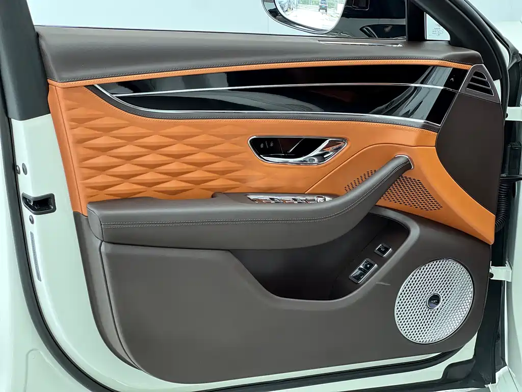 Bentley Bentley Flying Spur 2022 4.0T V8 Standard Edition 2022 - thumbnail 15
