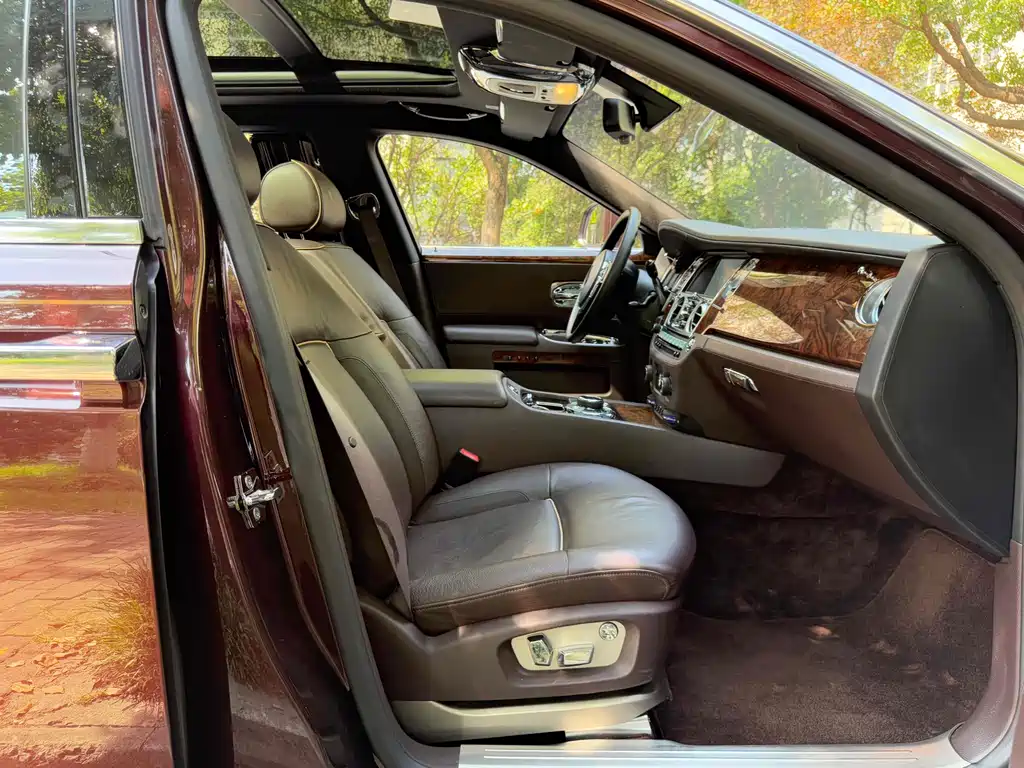 Rolls-Royce Ghost 2014 6.6T Extended Wheelbase 2015 - thumbnail 8