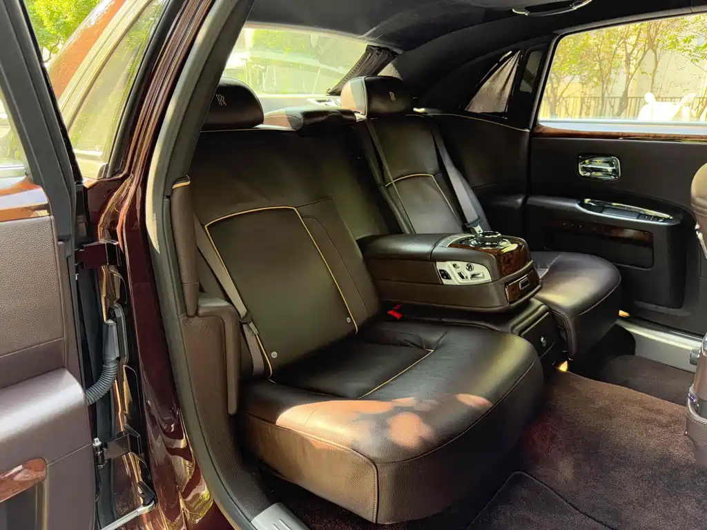Rolls-Royce Ghost 2014 6.6T Extended Wheelbase 2015 - thumbnail 9
