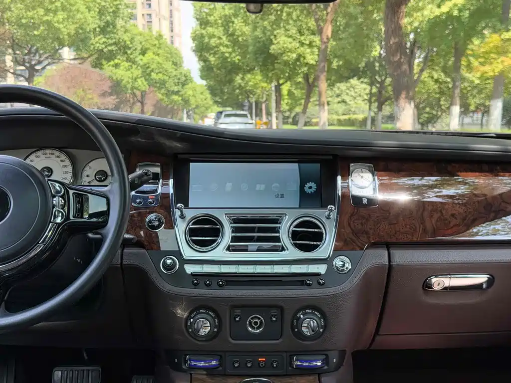 Rolls-Royce Ghost 2014 6.6T Extended Wheelbase 2015 - thumbnail 16