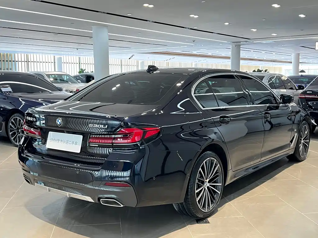 BMW BMW 5 Series 2023 530Li Leading Edition M Sport Package 2023 - thumbnail 17