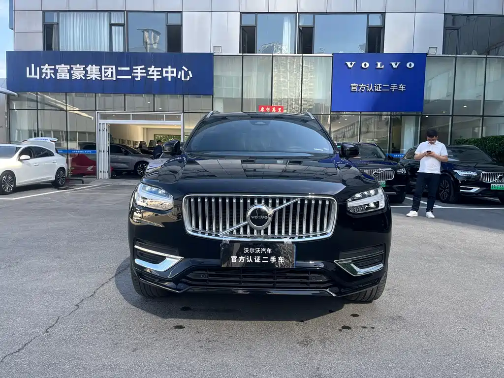 Volvo Volvo XC90 2025 B5 Core 5-seater 2025 - thumbnail 2