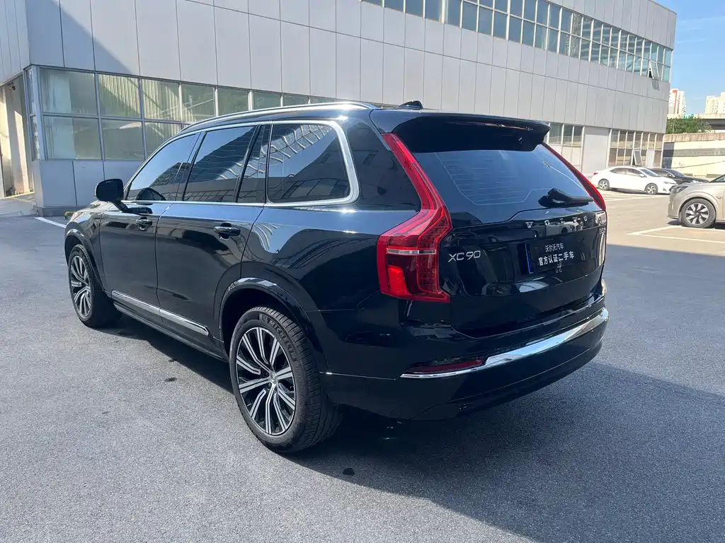 Volvo Volvo XC90 2025 B5 Core 5-seater 2025 - thumbnail 4