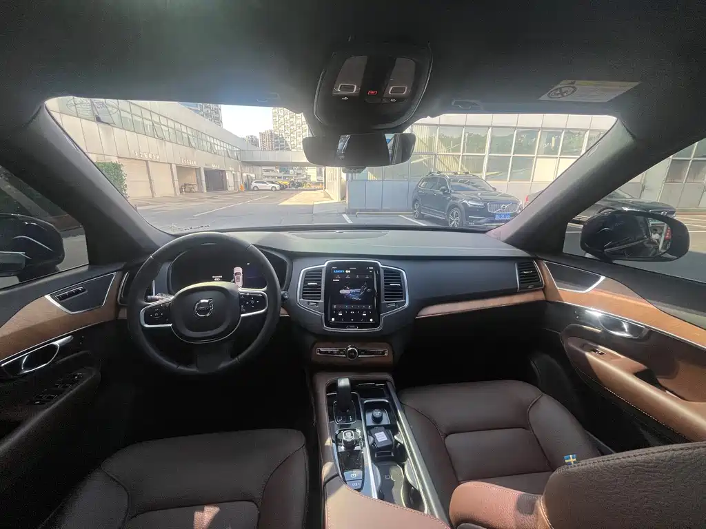 Volvo Volvo XC90 2025 B5 Core 5-seater 2025 - thumbnail 9