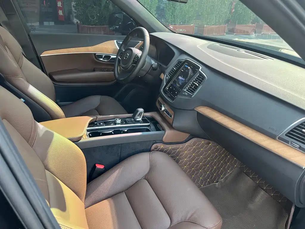 Volvo Volvo XC90 2025 B5 Core 5-seater 2025 - thumbnail 11