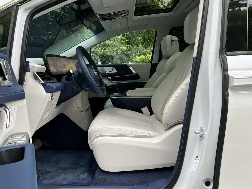 Buick Buick Century 2025 2.0T 7-Seater Yunshi Edition 2026 - thumbnail 5