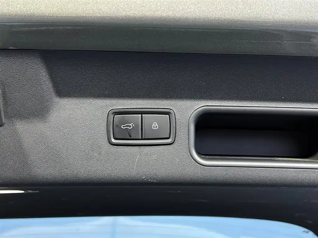 Li Auto Li Auto ONE 2020 Extended Range 6-Seater 2021 - thumbnail 24