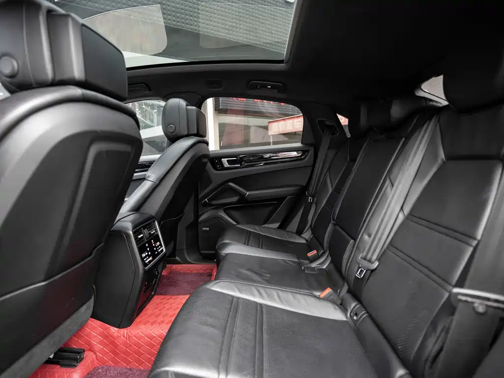 Porsche Cayenne Coupé 3.0T 2020 - thumbnail 9