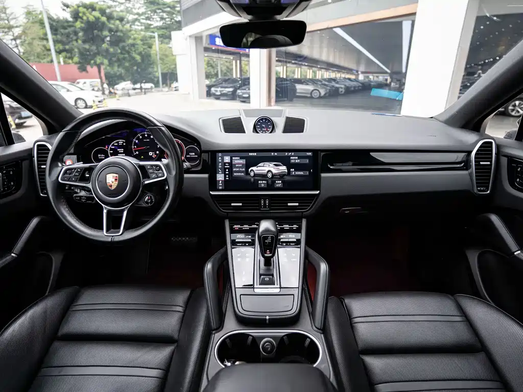 Porsche Cayenne Coupé 3.0T 2020 - thumbnail 10