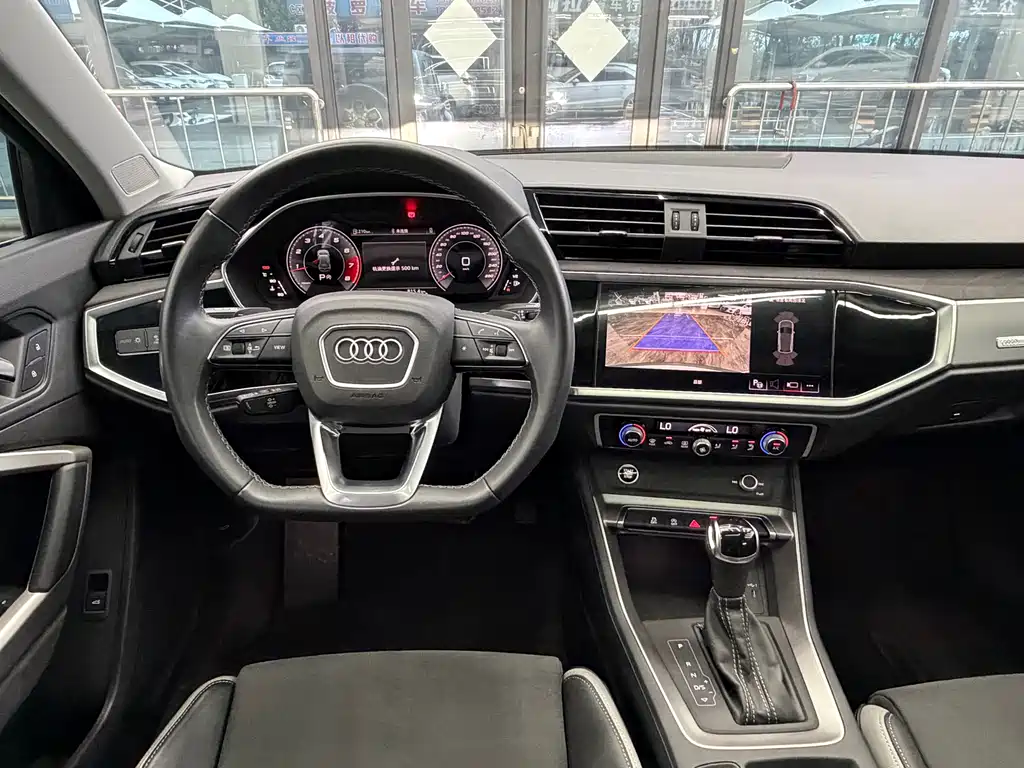 Audi Audi Q3 2022 35 TFSI Fashion Edition 2022 - thumbnail 18