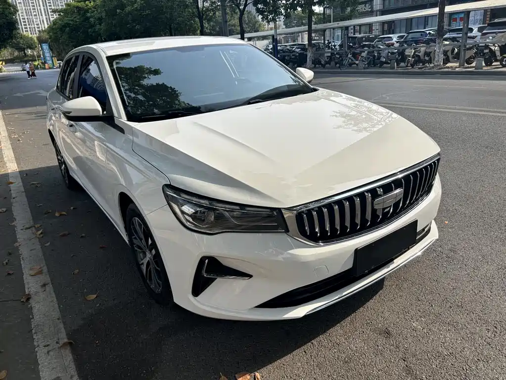 Geely Auto Emgrand 2025 4th Generation 1.5L CVT Xingyao Edition 2024 - thumbnail 2
