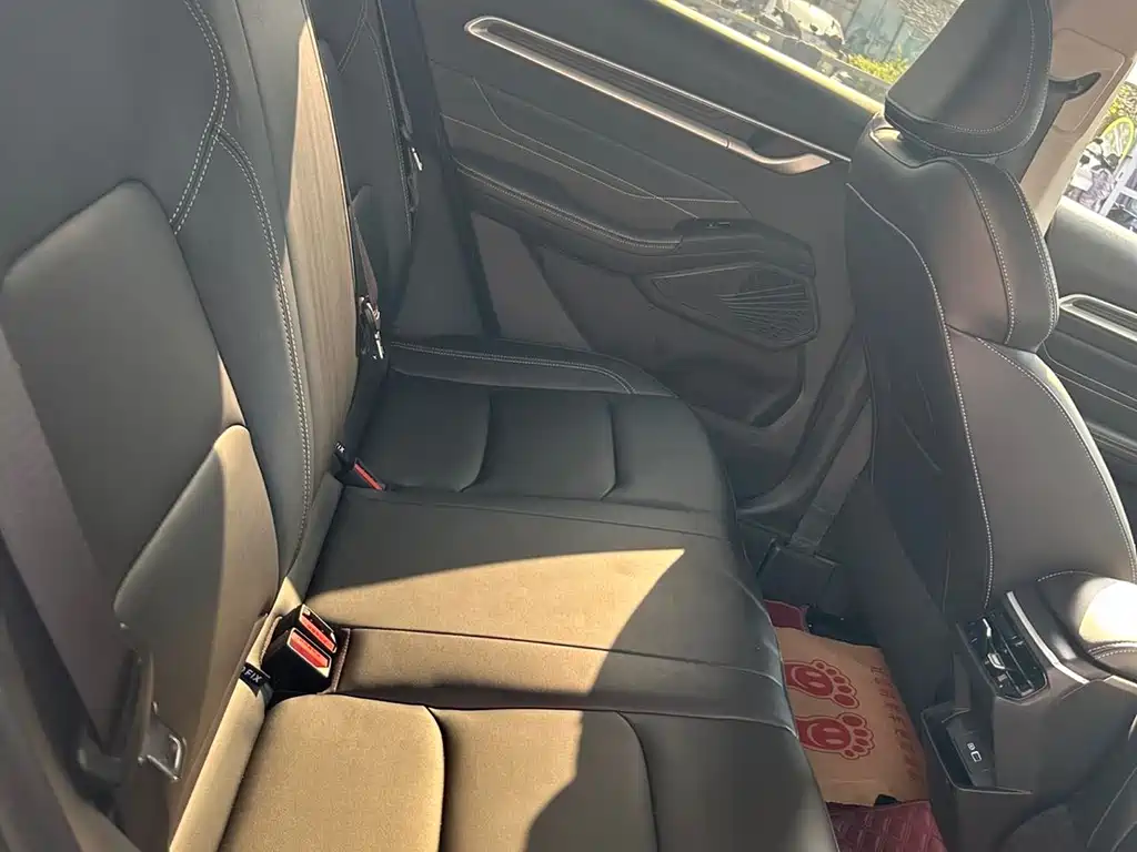 Geely Auto Emgrand 2025 4th Generation 1.5L CVT Xingyao Edition 2024 - thumbnail 13