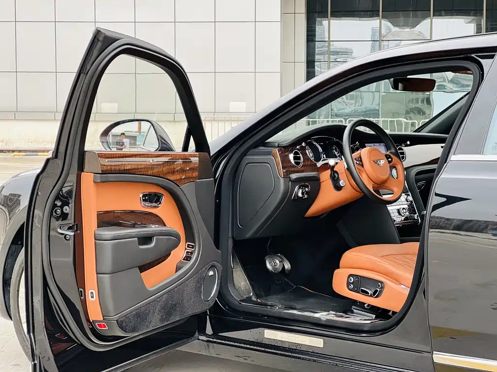Bentley Bentley Mulsanne 2017 6.8T Long Wheelbase 2017 - thumbnail 5