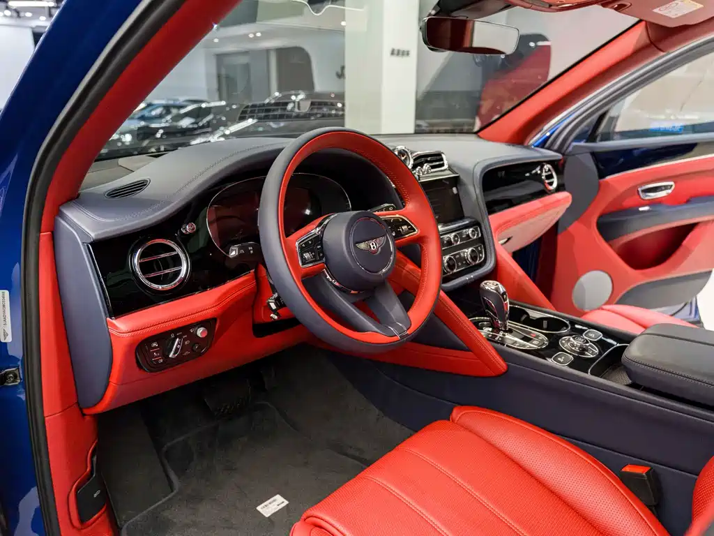 Bentley Bentayga 2021 4.0T V8 2021 - thumbnail 4