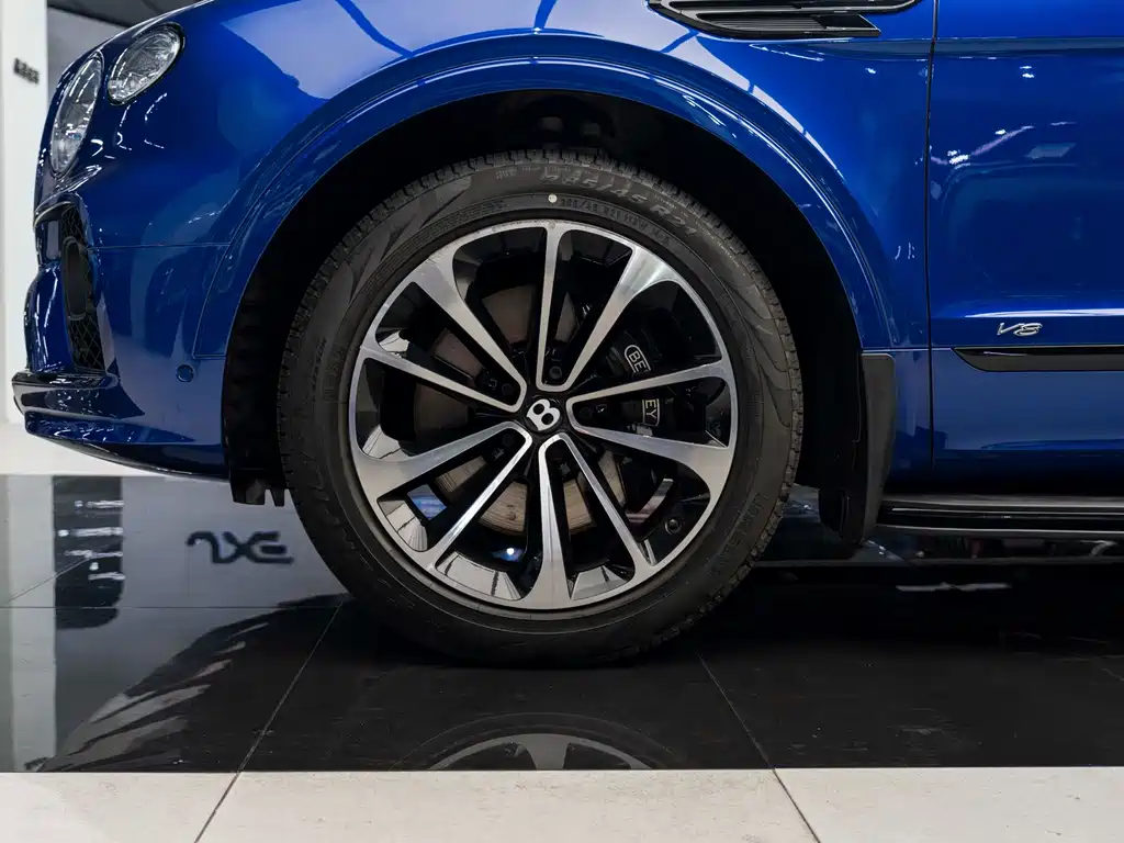 Bentley Bentayga 2021 4.0T V8 2021 - thumbnail 16